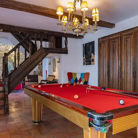 Available 6 Vakantiehuis